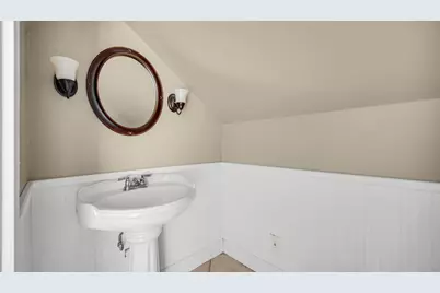 709 E Clark Street, Crown Point, IN 46307 - Photo 15