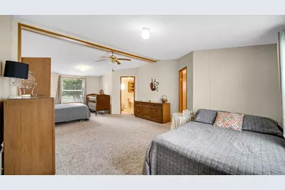 6877 S State Road 10, Knox, IN 46534 - Photo 25