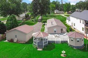6877 S State Rd 10, Knox, IN 46534 - Photo 5