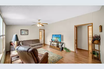 6877 S State Road 10, Knox, IN 46534 - Photo 23