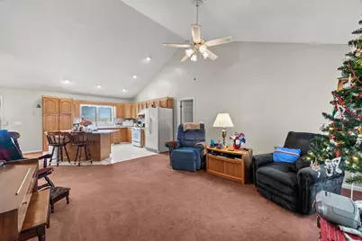 213 S Park Drive, Monticello, IN 47960 - Photo 11