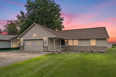 213 S Park Drive, Monticello, IN 47960 - Photo 1