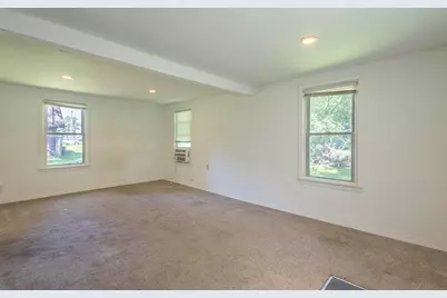 124 S Jackson Boulevard, Chesterton, IN 46304 - Photo 5