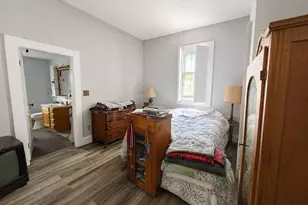 311 Howard St, Shelbyville, IN 46176 - Photo 7