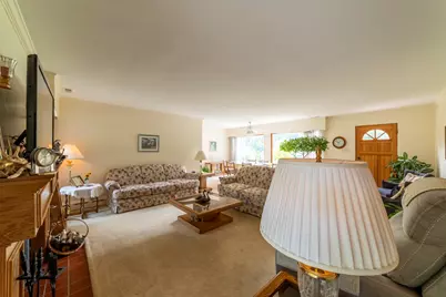 676 E Oak Hill, Chesterton, IN 46304 - Photo 9