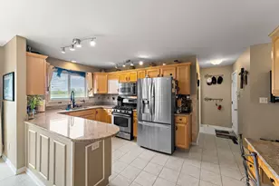 516 Seminary Dr, Dyer, IN 46311 - Photo 15