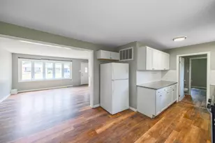 703 Dearborn Rd, Valparaiso, IN 46385 - Photo 13