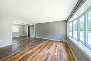 703 Dearborn Rd, Valparaiso, IN 46385 - Photo 9