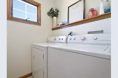 803 Olde Towne Square, Chesterton, IN 46304 - Photo 13