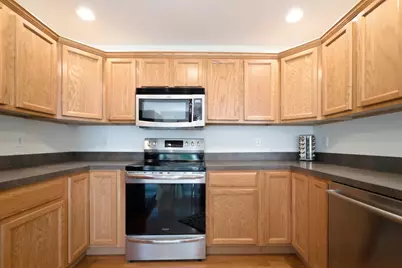 803 Olde Towne Square, Chesterton, IN 46304 - Photo 7