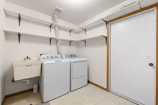 245 W Joliet St, Schererville, IN 46375 - Photo 13