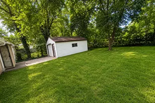 4381 Richard Gordon Hatcher Blvd, Gary, IN 46408 - Photo 11
