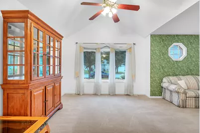 429 11th Circle SE, Demotte, IN 46310 - Photo 7
