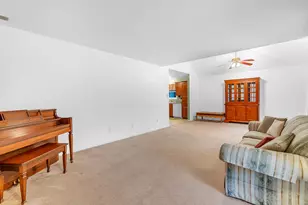 429 11th Circle SE, Demotte, IN 46310 - Photo 5