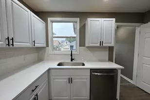1724 Lake Ave, Whiting, IN 46394 - Photo 9