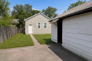 1084 E 36th Ave, Gary, IN 46409 - Photo 7
