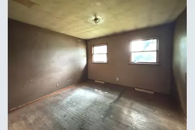 6657 Old Porter Road, Portage, IN 46368 - Photo 13