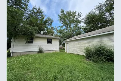6657 Old Porter Road, Portage, IN 46368 - Photo 17