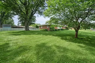 3605 Sunset Dr, Valparaiso, IN 46383 - Photo 27