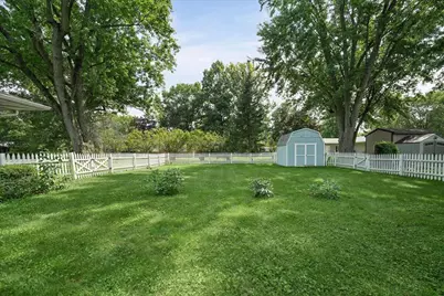 3605 Sunset Drive, Valparaiso, IN 46383 - Photo 25