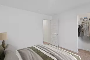 75 Maximillian Dr, Hobart, IN 46342 - Photo 5