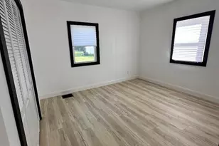 229 E Beam St, Westchester Township, IN 46304 - Photo 13