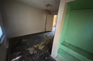 415 Cleveland, Michigan City, IN 46360 - Photo 11