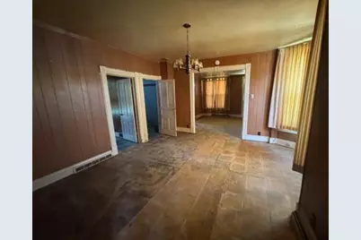 415 Cleveland, Michigan City, IN 46360 - Photo 5