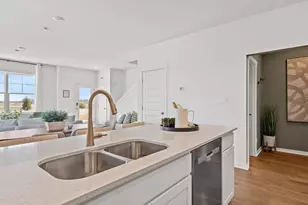 9021 Remington Wy, Saint John, IN 46373 - Photo 5
