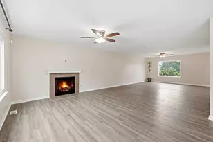 13984 Empress Ln, Dyer, IN 46311 - Photo 7
