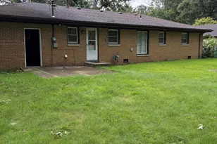 417 Cedar St NW, Demotte, IN 46310 - Photo 5