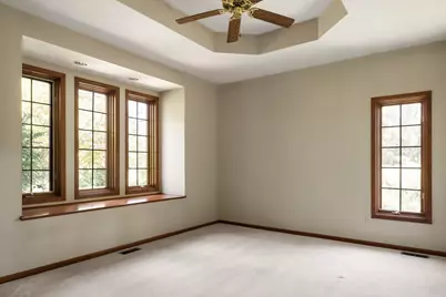 292 W 500 N, Valparaiso, IN 46385 - Photo 17