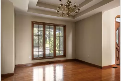292 W 500 N, Valparaiso, IN 46385 - Photo 15