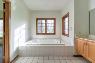 292 W 500 N, Valparaiso, IN 46385 - Photo 25