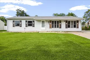 770 Mohawk Dr, Lowell, IN 46356 - Photo 1