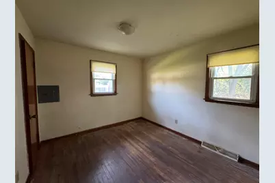 3028 Oakwood Street, Portage, IN 46368 - Photo 13