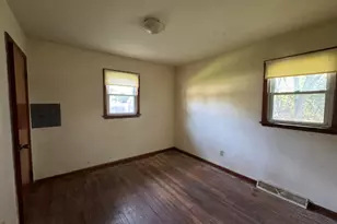 3028 Oakwood St, Portage, IN 46368 - Photo 13