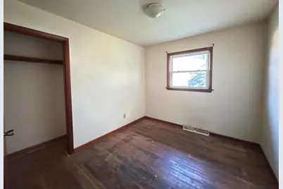 3028 Oakwood Street, Portage, IN 46368 - Photo 11
