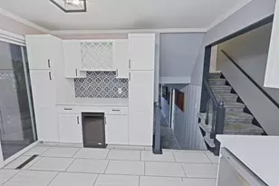 3869 Kingsway Dr, Crown Point, IN 46307 - Photo 3