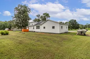 409 W Division Rd, Demotte, IN 46310 - Photo 31