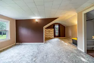 409 W Division Rd, Demotte, IN 46310 - Photo 25