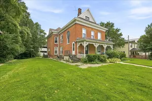 306 Jefferson St, Valparaiso, IN 46383 - Photo 3