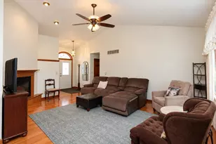 3216 W Greenbriar Ln, La Porte, IN 46350 - Photo 7