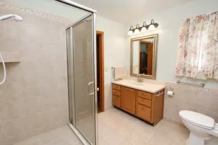3216 W Greenbriar Ln, La Porte, IN 46350 - Photo 17