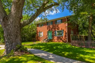 486 Park Ave, Valparaiso, IN 46385 - Photo 1