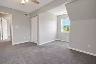 9278 Norris Dr, Hobart, IN 46342 - Photo 19