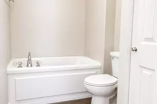 9278 Norris Dr, Hobart, IN 46342 - Photo 13