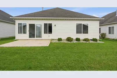 7535 E 103rd Avenue, Crown Point, IN 46307 - Photo 3