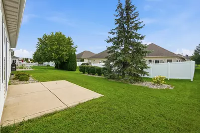 7535 E 103rd Avenue, Crown Point, IN 46307 - Photo 5