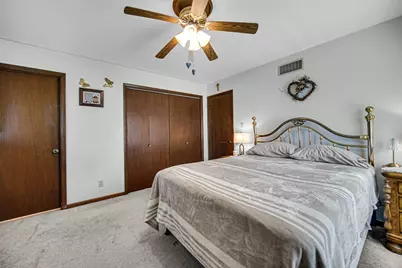 9776 W Oakridge Drive, Saint John, IN 46373 - Photo 17